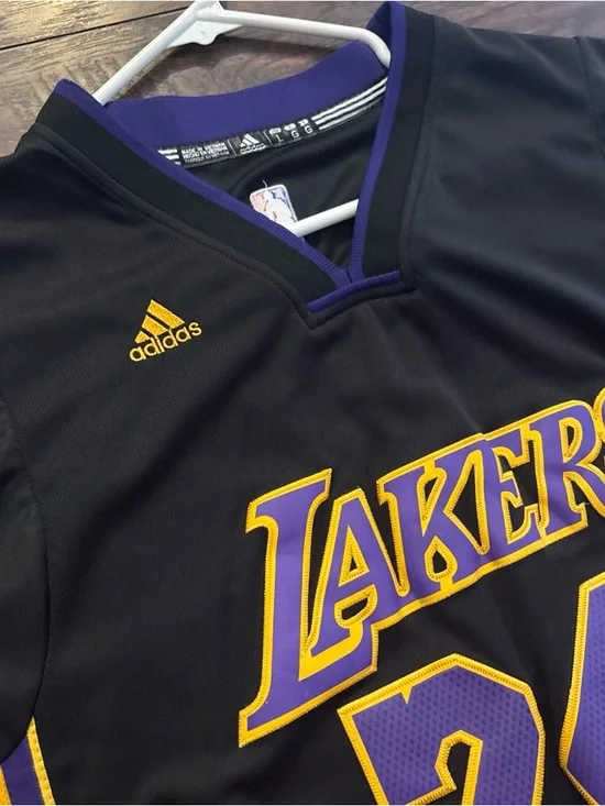 Adidas Lakers Kobe Bryant Hollywood Nights Sleeved Alternate Jersey mens L - Picture 5 of 9